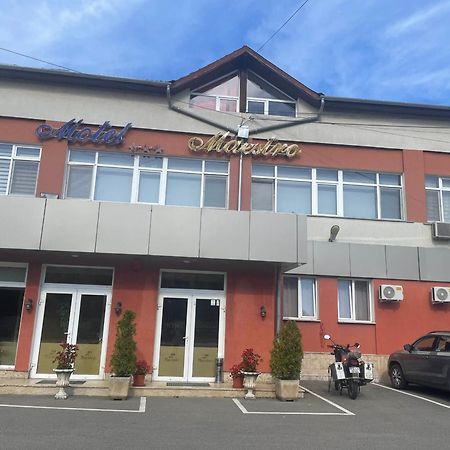 Motel Maestro Deva Exterior photo